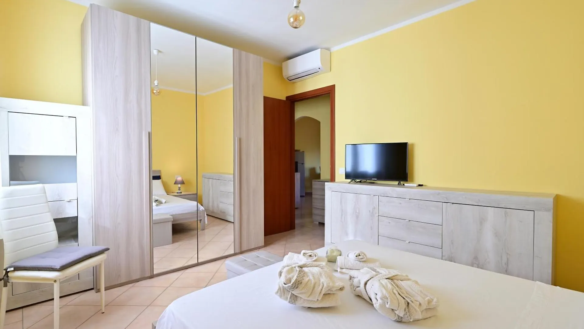 Tiria, Apartamento 2 Habitaciones Tergu 0*,  Italien